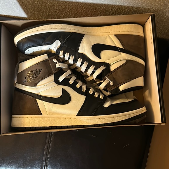 Jordan High “Dark Mocha” Sneakers